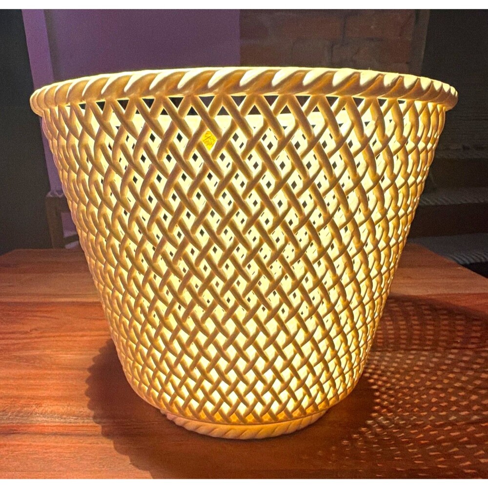 Emsa W. Germany White Plastic Lattice Round Waste Basket 1970s 10x10x8 in